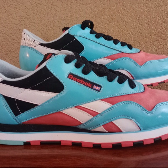 Reebok Other - Reebok Iconic Artist Rolland Berry Multicolor Sneakers
